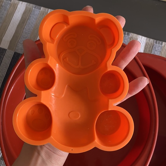 Silicone moulds for cake and two teddy bear moulds USED - Picture 3 of 5